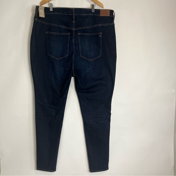 NWT Madewell Curvy High-Rise Skinny Jeans in Woodland Wash Size 37T - Picture 5 of 16